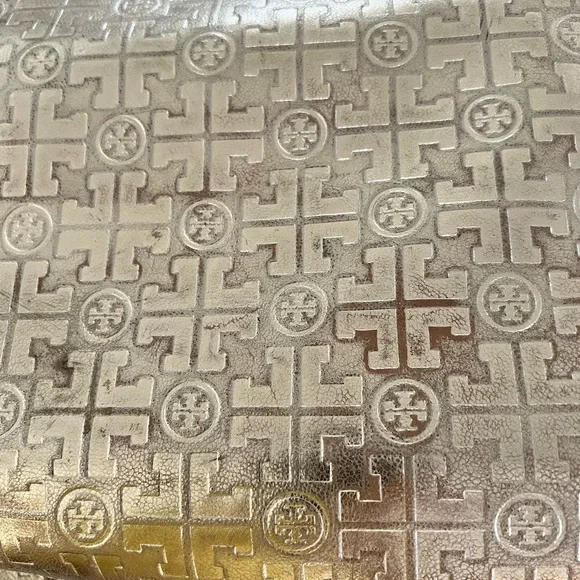 Tory Burch Golden Metallic Travel Tote Bag leather embossed logo lined - Picture 8 of 16